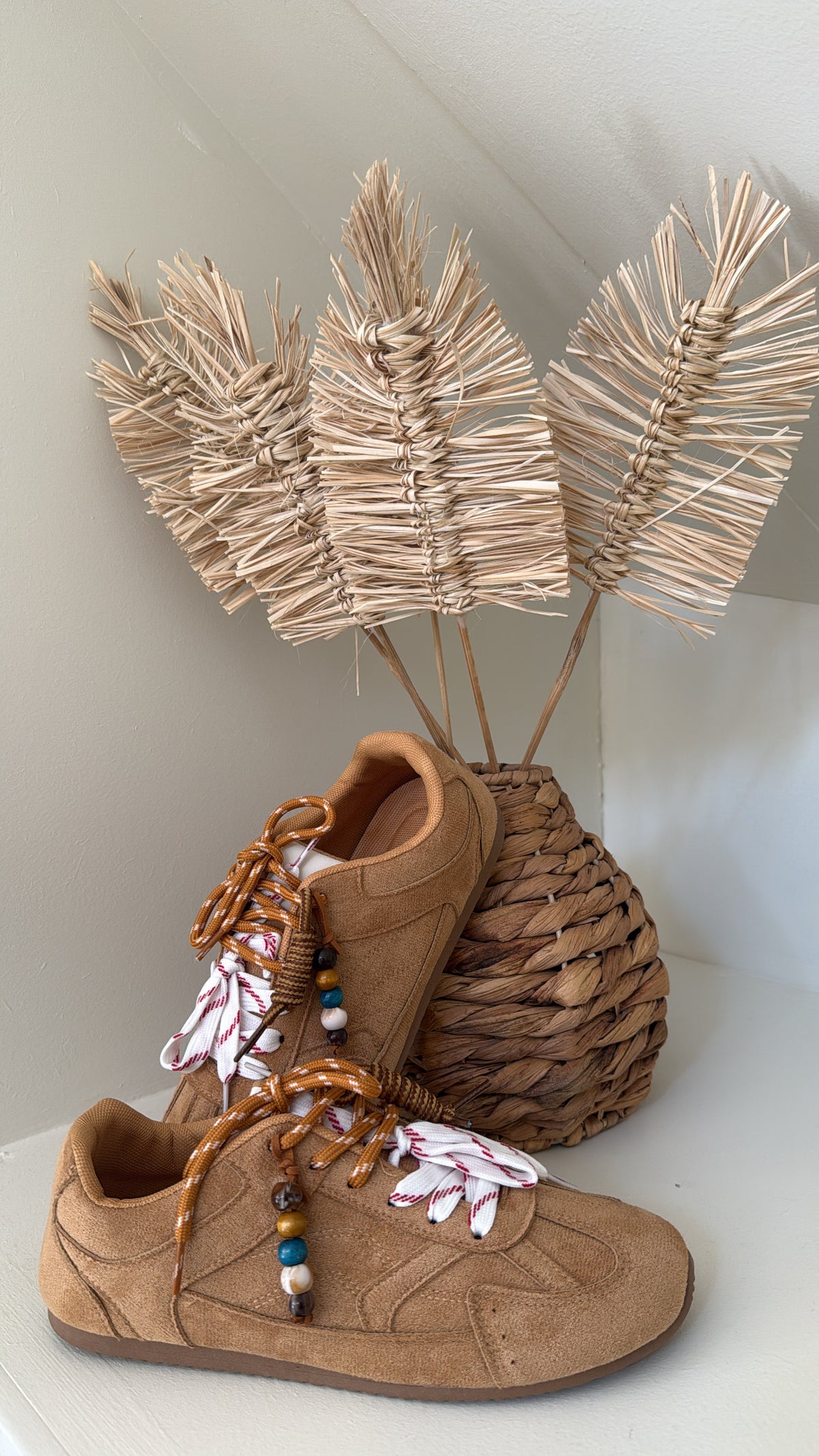 Baskets camel