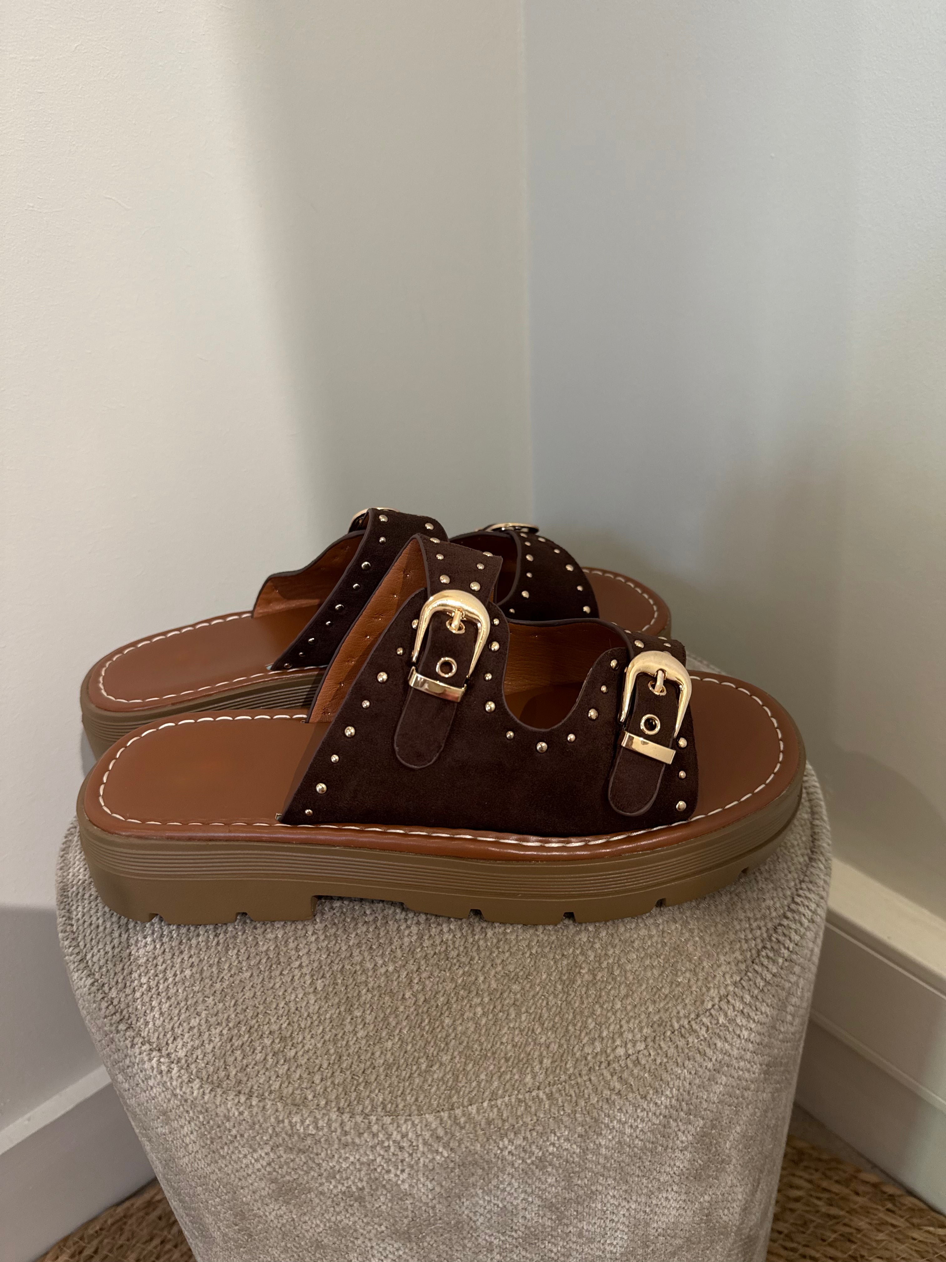 Sandales Cloutées Chocolat