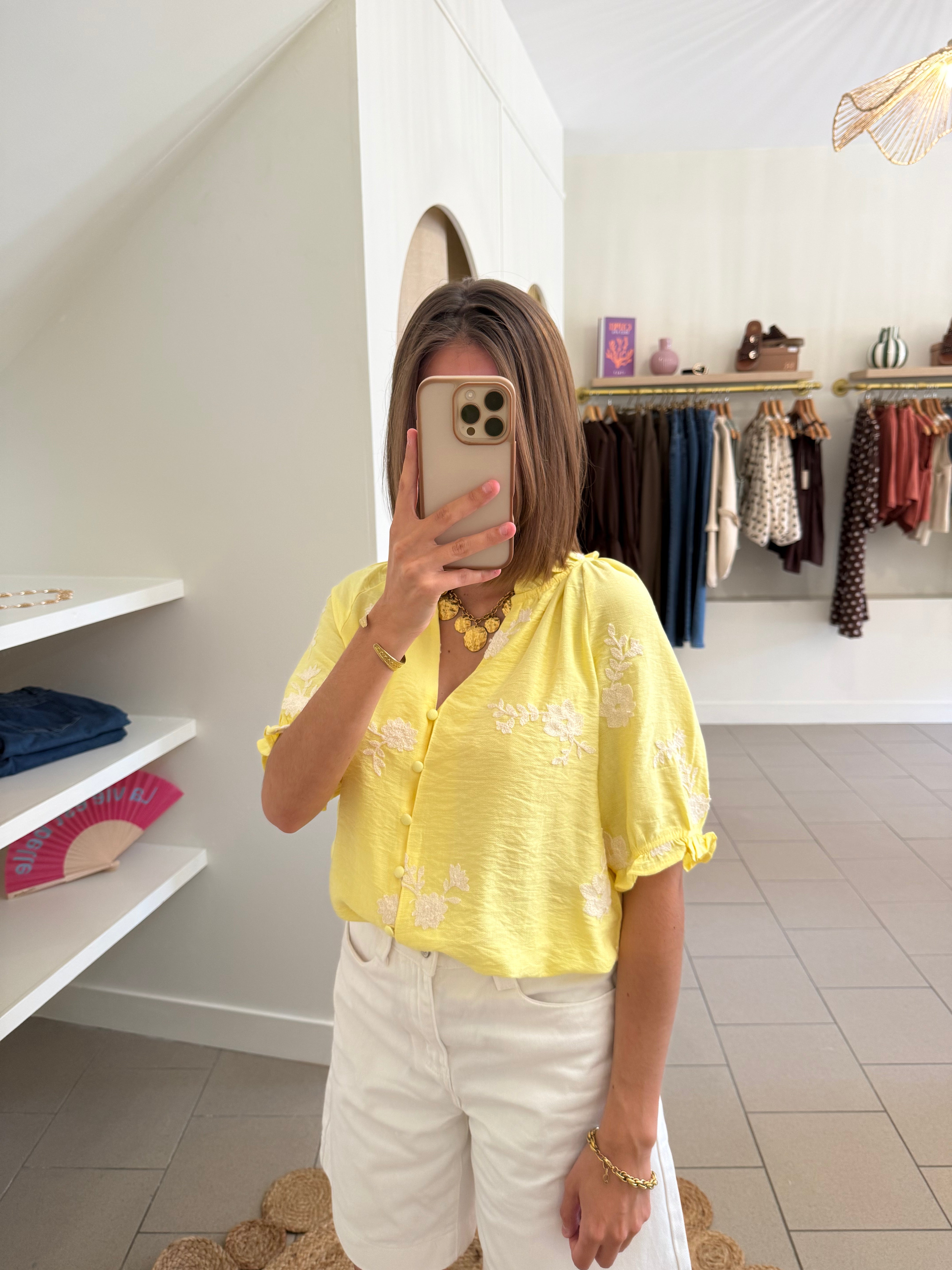 Blouse Jaune Beurre Brodée